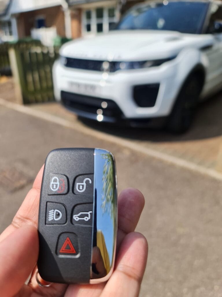 Land Rover Key Replacement in Swindon